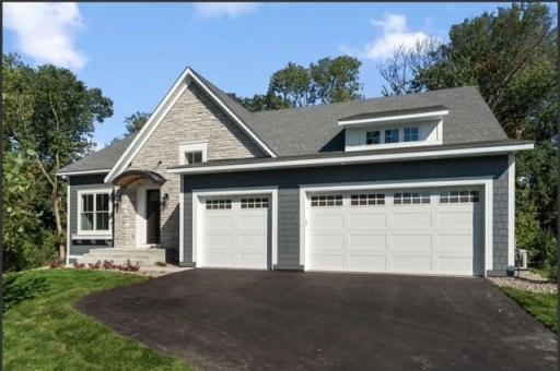 11104 Johnson Ridge, Eden Prairie, MN 55347