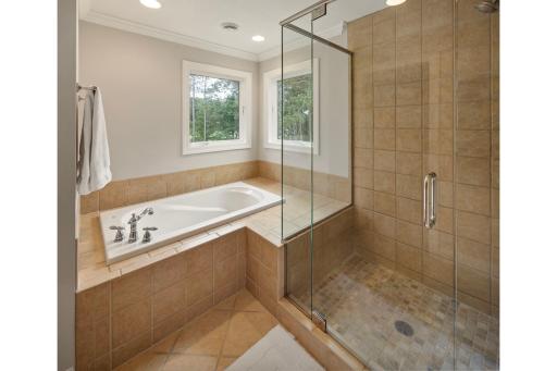 11636 Timberline Road, Minnetonka, MN 55305