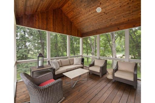 11636 Timberline Road, Minnetonka, MN 55305