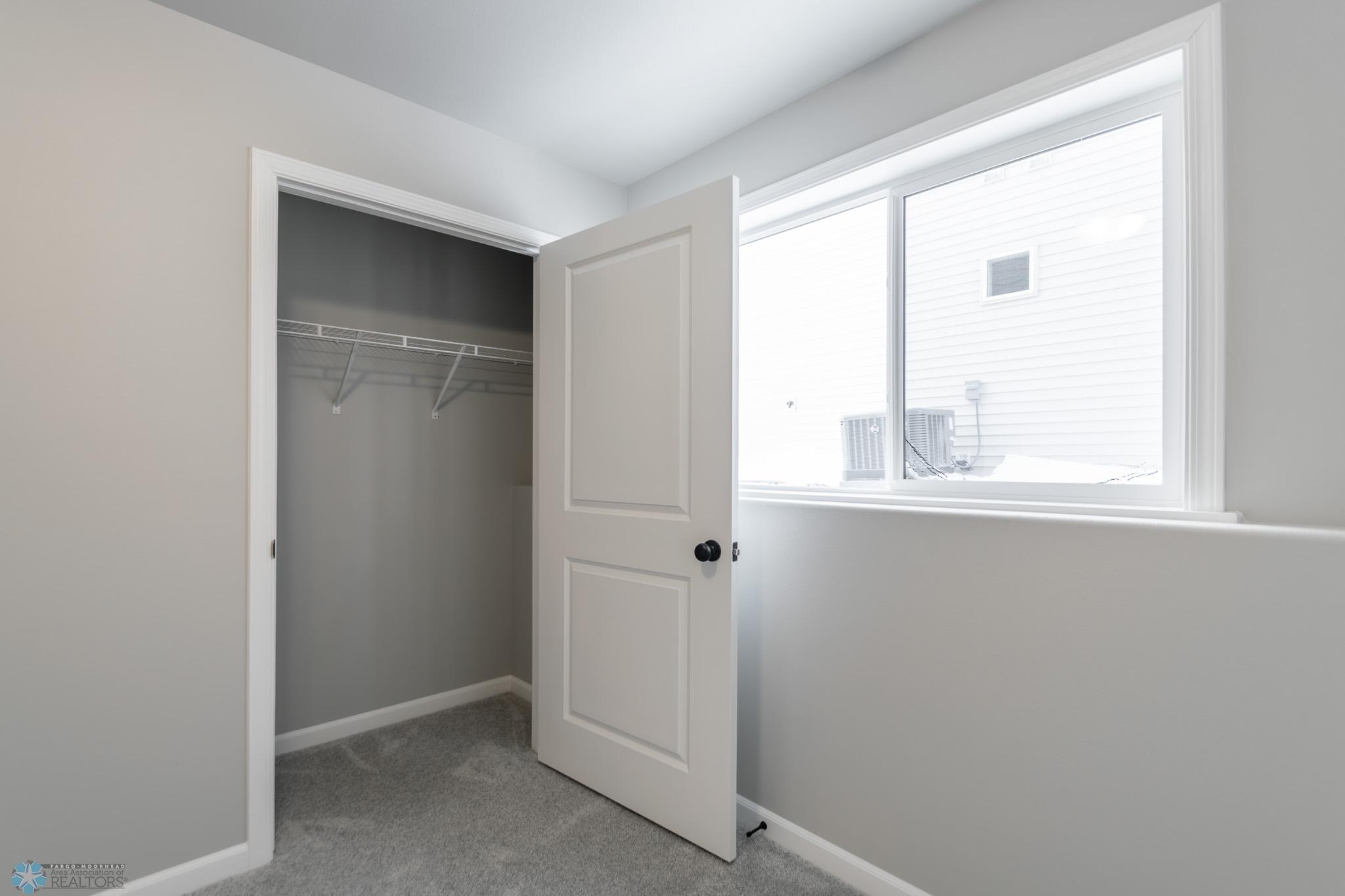 2531 Bedroom 2 Closet.jpg