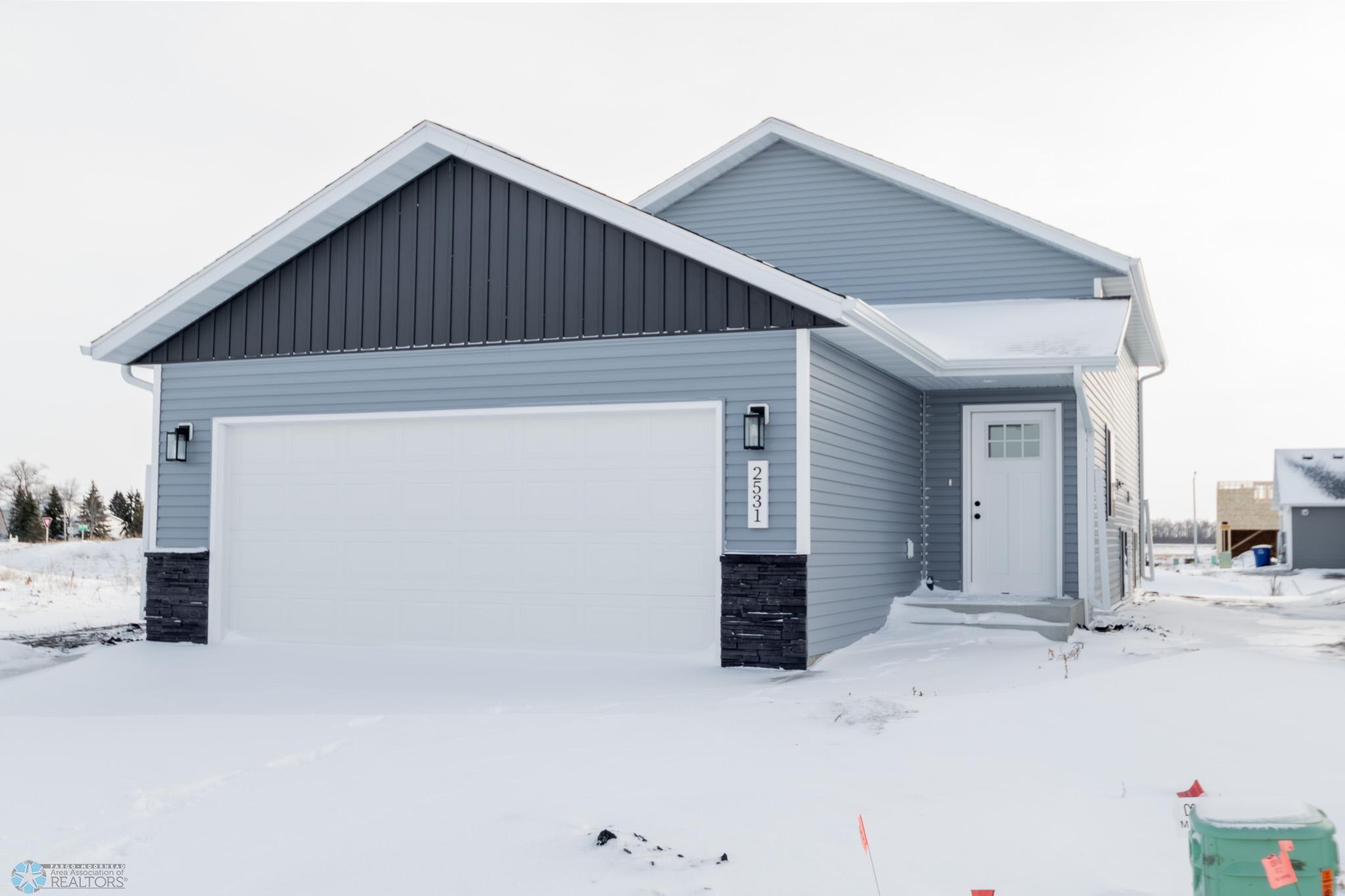 2531 Exterior.jpg