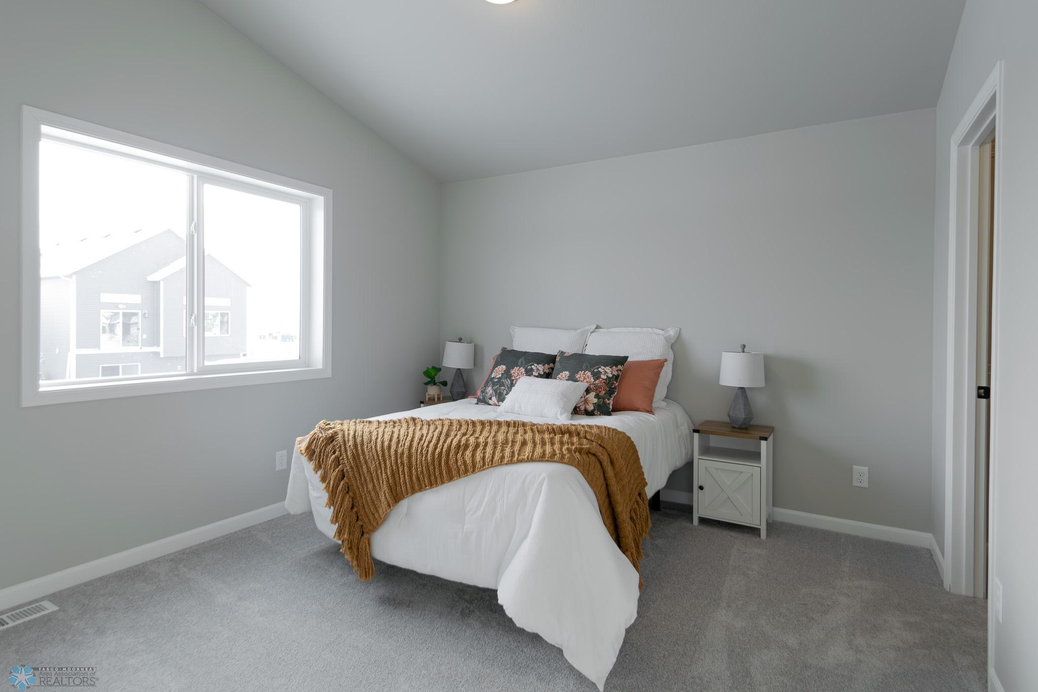 2531 Master Bedroom 2.jpg