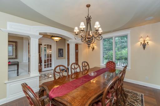 880 Weatherhill Woods Lane SW, Rochester, MN 55902