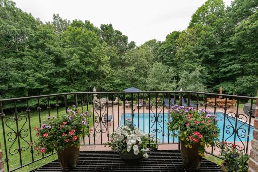 880 Weatherhill Woods Lane SW, Rochester, MN 55902