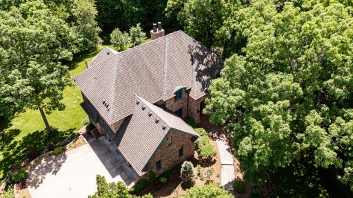 880 Weatherhill Woods Lane SW, Rochester, MN 55902