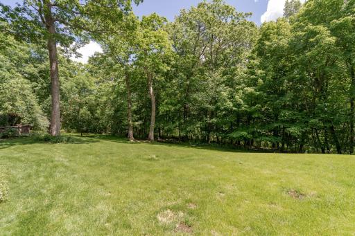 880 Weatherhill Woods Lane SW, Rochester, MN 55902