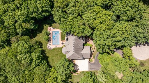 880 Weatherhill Woods Lane SW, Rochester, MN 55902