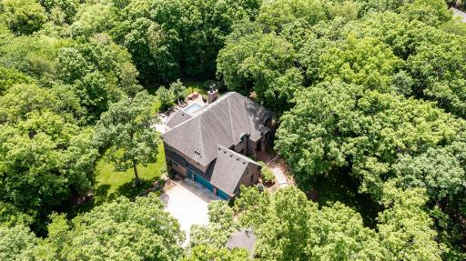 880 Weatherhill Woods Lane SW, Rochester, MN 55902
