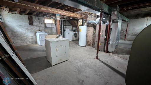 125 2nd Street W, Hunter, ND 58048