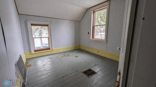 125 2nd Street W, Hunter, ND 58048