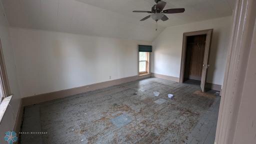 125 2nd Street W, Hunter, ND 58048