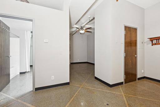 350 Saint Peter Street, 307, Saint Paul, MN 55102