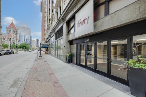 350 Saint Peter Street, 307, Saint Paul, MN 55102