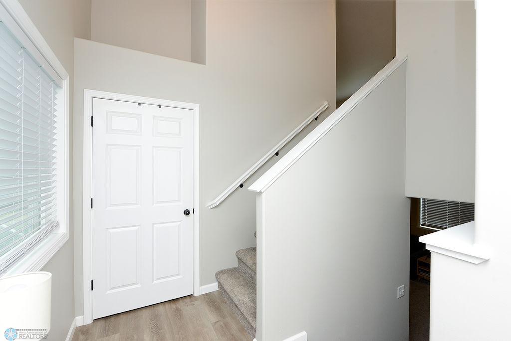 Foyer to Upper Level