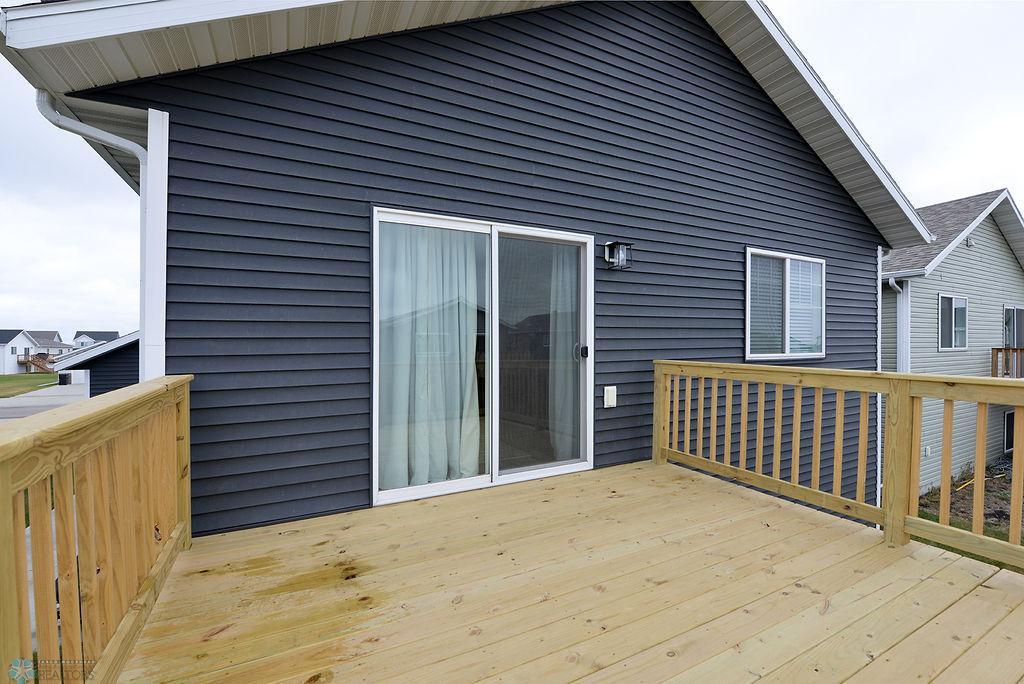 New wood deck
