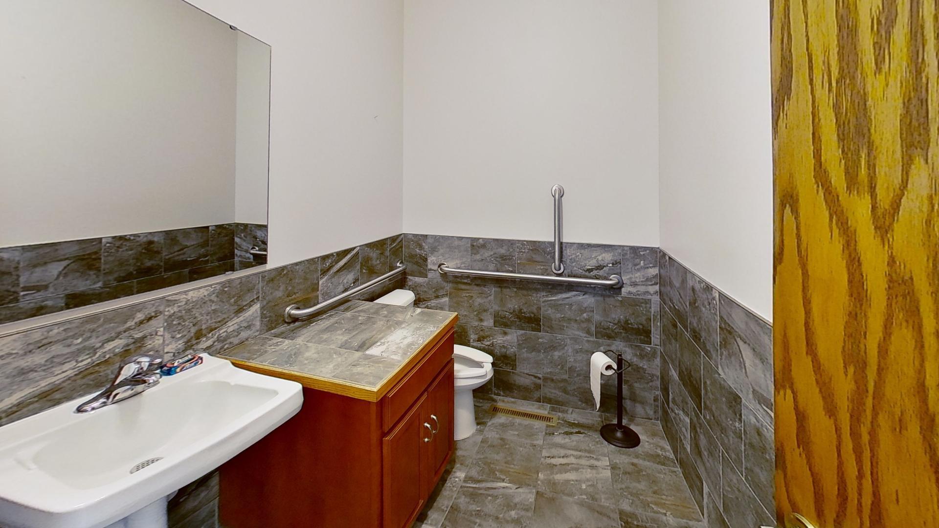 310-W-College-Dr-Bathroom 2.jpg