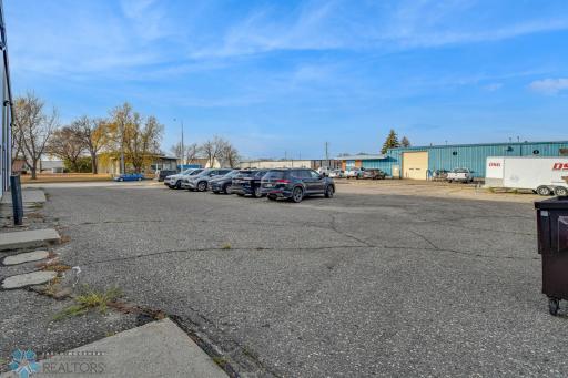 302 27th Street N, Fargo, ND 58102