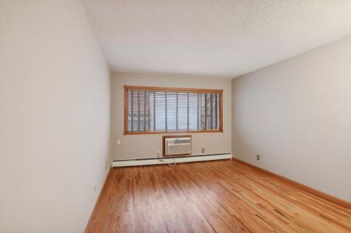 391 Grand Avenue, 305, Saint Paul, MN 55102