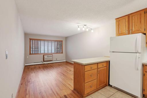 391 Grand Avenue, 305, Saint Paul, MN 55102