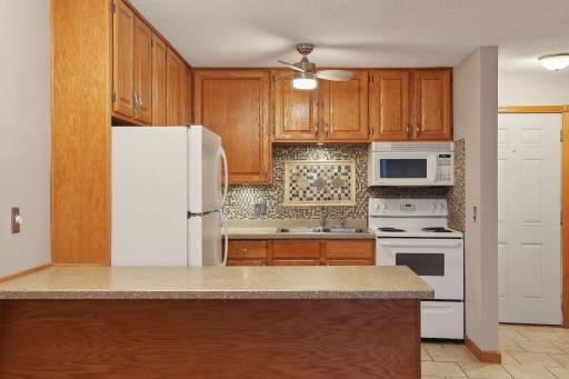 391 Grand Avenue, 305, Saint Paul, MN 55102