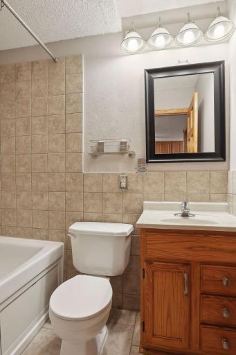 391 Grand Avenue, 305, Saint Paul, MN 55102