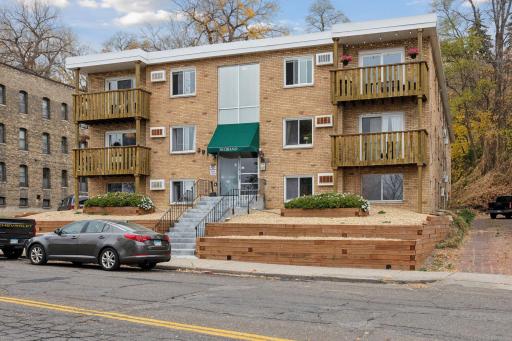 391 Grand Avenue, 305, Saint Paul, MN 55102