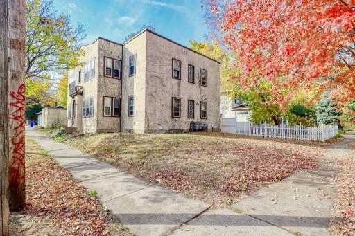 415 Finn Street N, Saint Paul, MN 55104