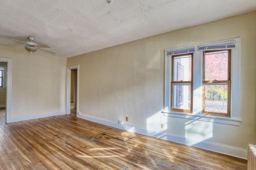 415 Finn Street N, Saint Paul, MN 55104