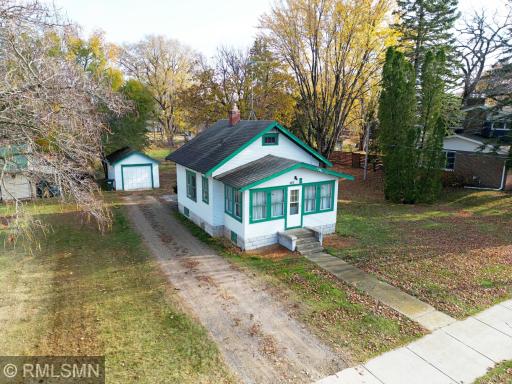 Charm meets convenience in this delightful one-level home located in the heart of Annandale!