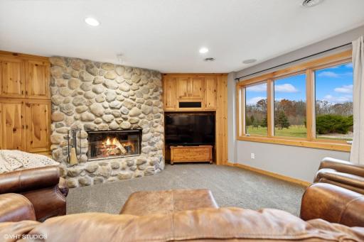 6220 Pagenkopf Road, Maple Plain, MN 55359