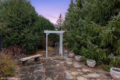 6220 Pagenkopf Road, Maple Plain, MN 55359