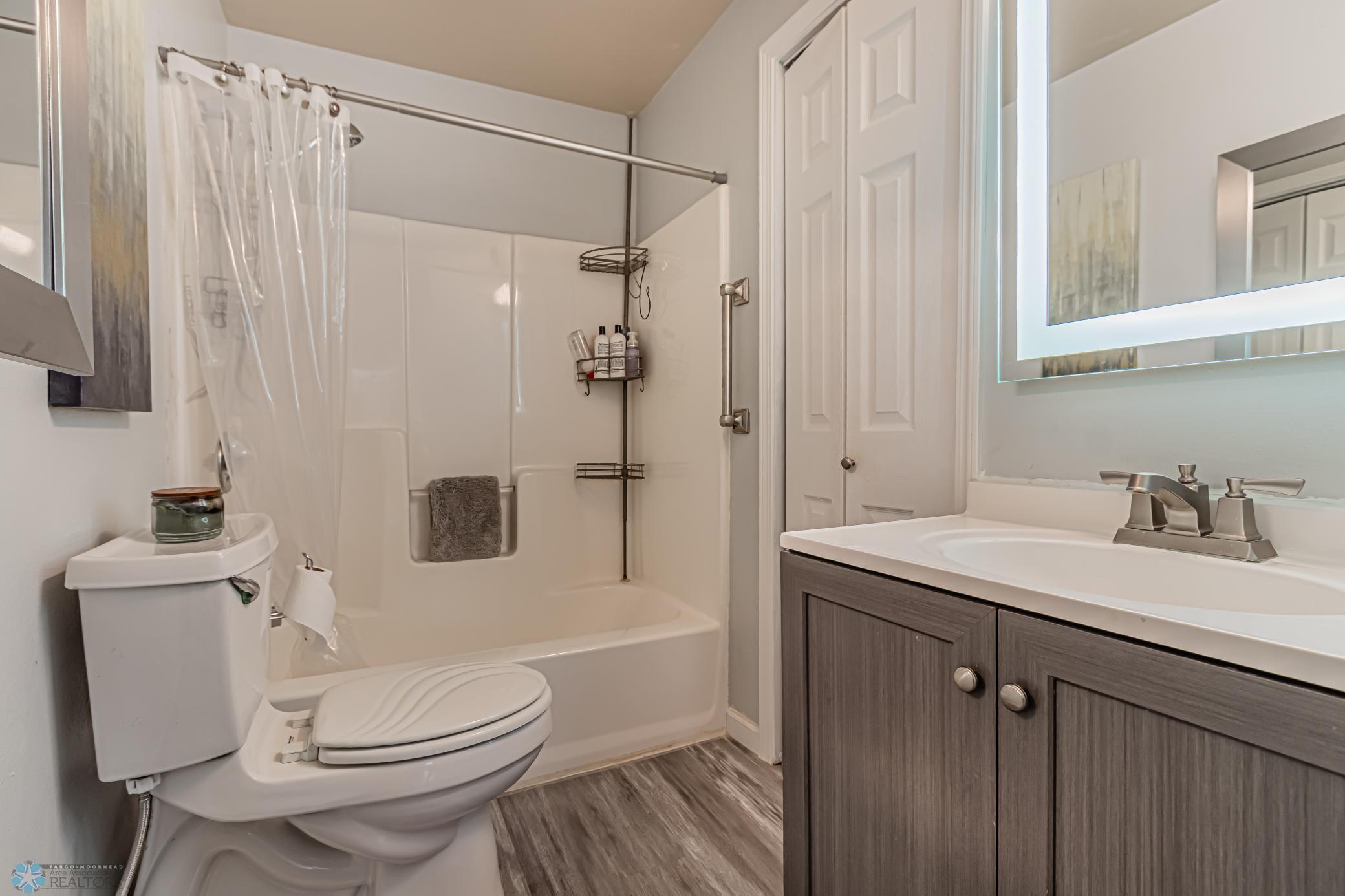 5 Main St N, Dilworth, MN-17.jpg