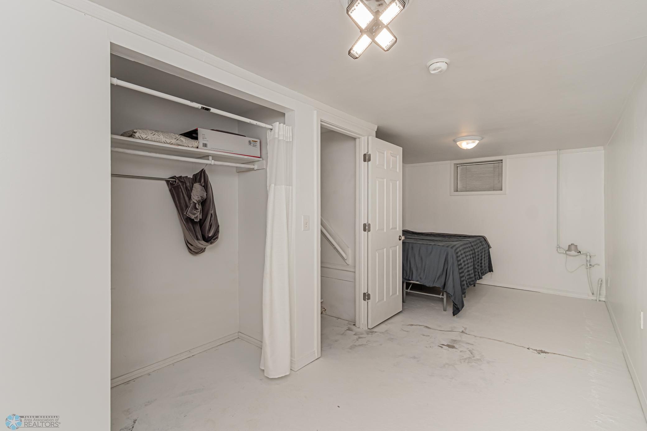 5 Main St N, Dilworth, MN-23.jpg