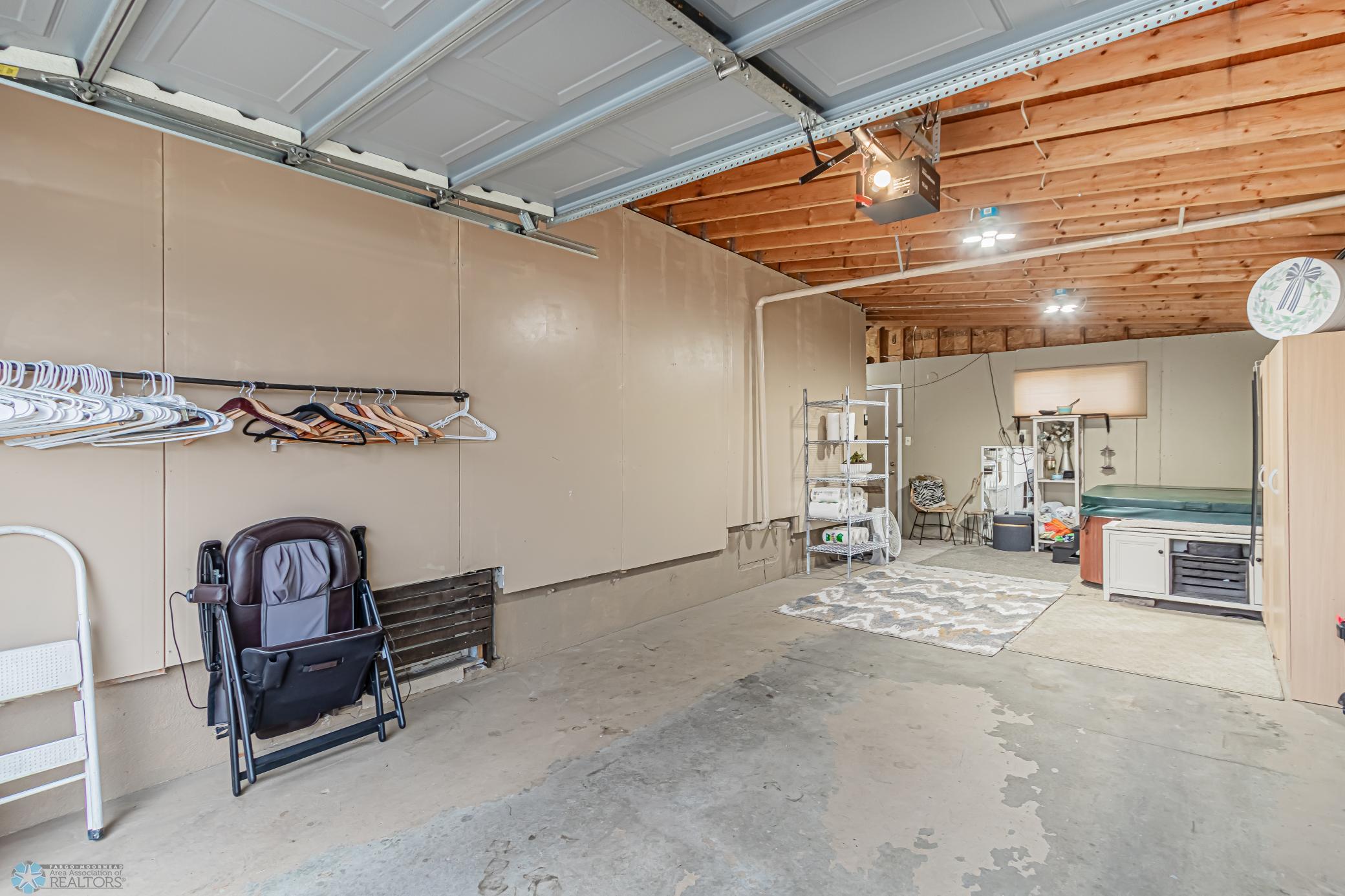 5 Main St N, Dilworth, MN-28.jpg