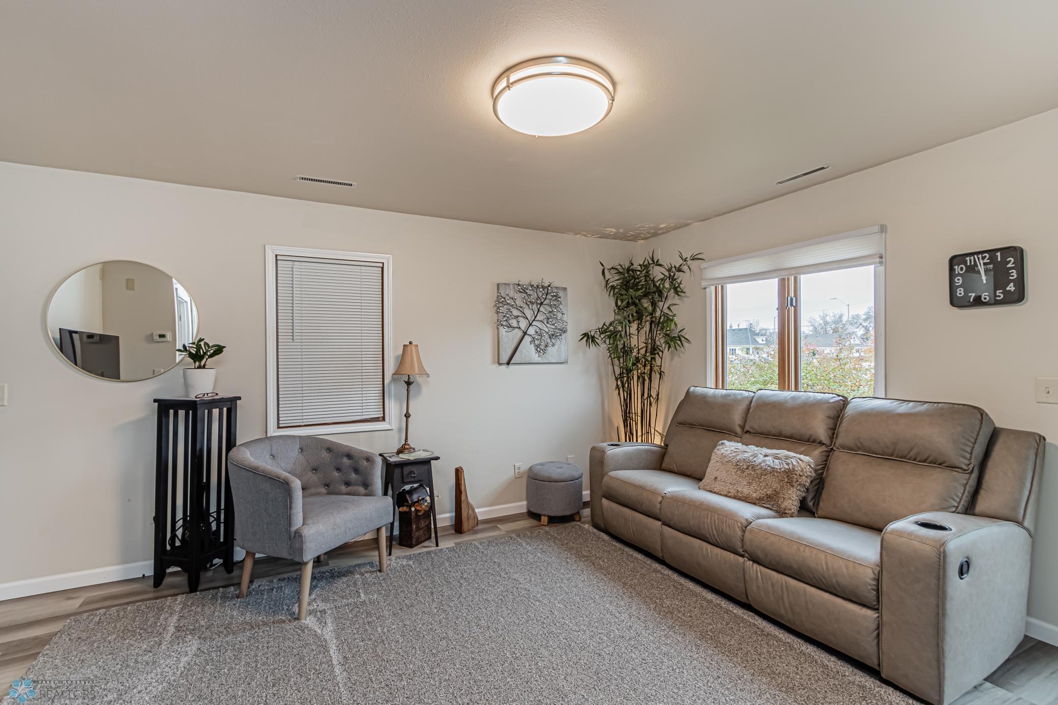 5 Main St N, Dilworth, MN-10.jpg