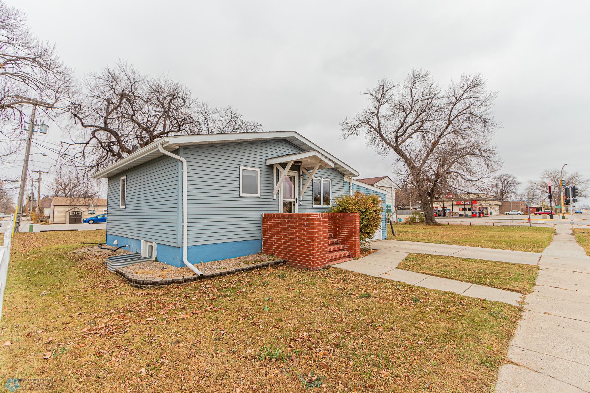 5 Main St N, Dilworth, MN-42.jpg