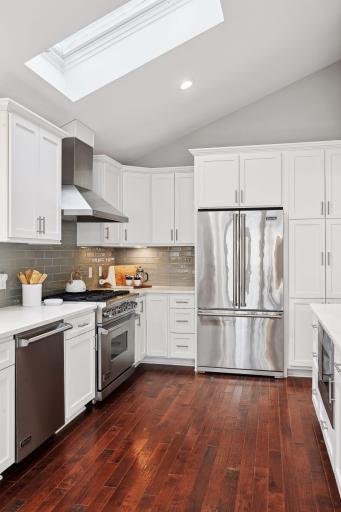 2055 Lakeside Lane, Mound, MN 55364