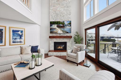 2055 Lakeside Lane, Mound, MN 55364