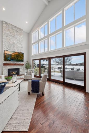 2055 Lakeside Lane, Mound, MN 55364