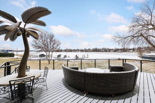 2055 Lakeside Lane, Mound, MN 55364