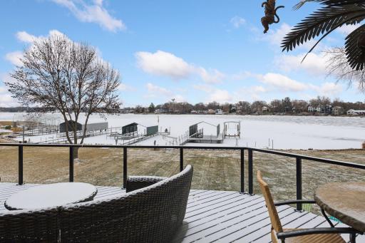 2055 Lakeside Lane, Mound, MN 55364