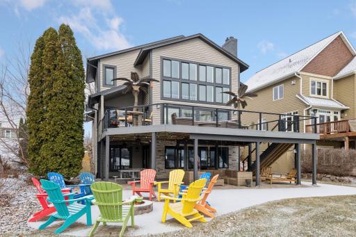 2055 Lakeside Lane, Mound, MN 55364