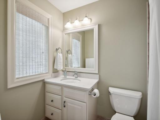 450 Old Long Lake Road, Wayzata, MN 55391