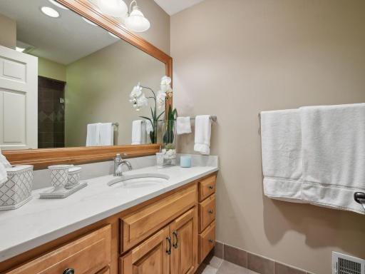 450 Old Long Lake Road, Wayzata, MN 55391