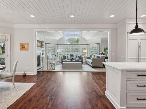 450 Old Long Lake Road, Wayzata, MN 55391