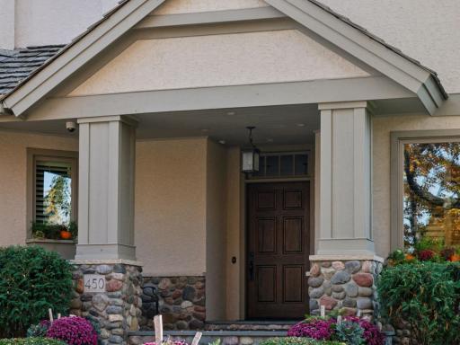 450 Old Long Lake Road, Wayzata, MN 55391