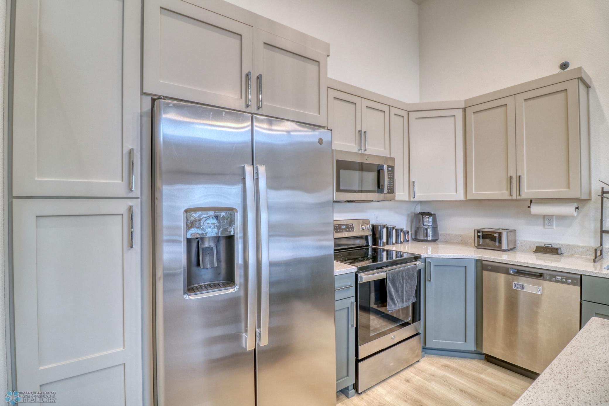 Kitchen1_3.jpg