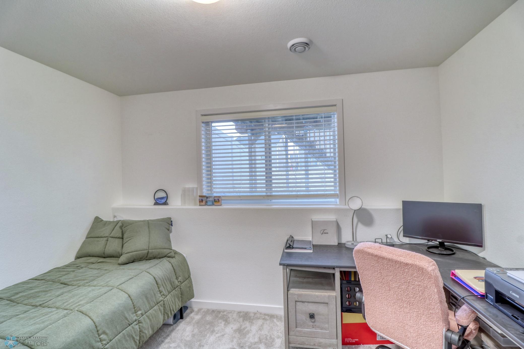 Basement Bedroom1_2.jpg