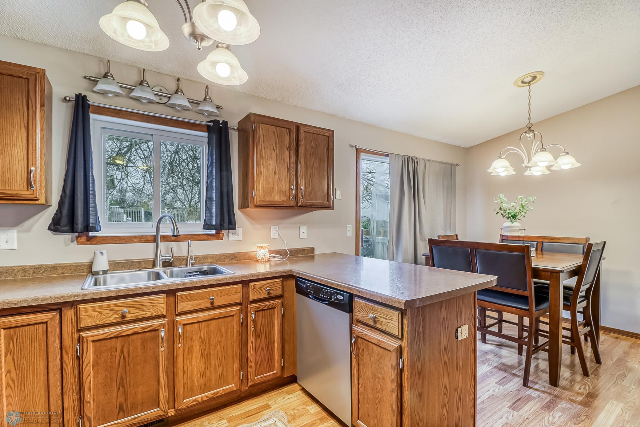 Kitchen1_4.jpg
