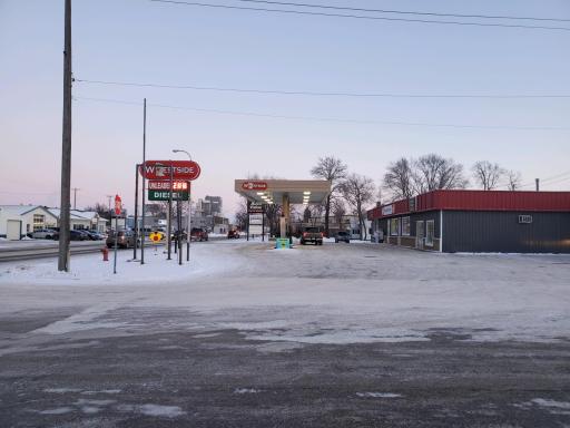 655 W Main Street, Perham, MN 56573